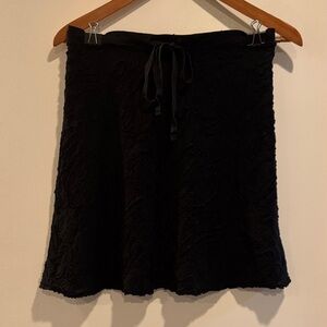 Elegant Black Textured Pattern Skirt - Max Studio